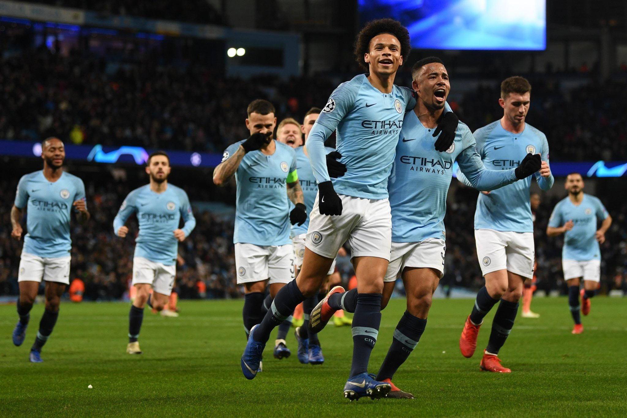 甚至是情感 甚至是情感